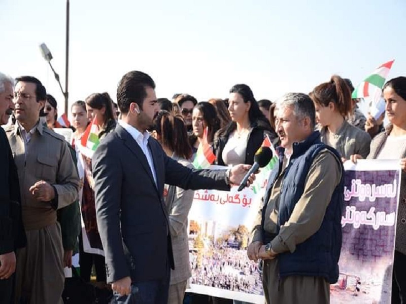تجمع اعضای گروهکهای ضد انقلاب در اربیل عراق و توهین به مقدسات در حضور ماموران حکومت اقلیم+ تصاویر