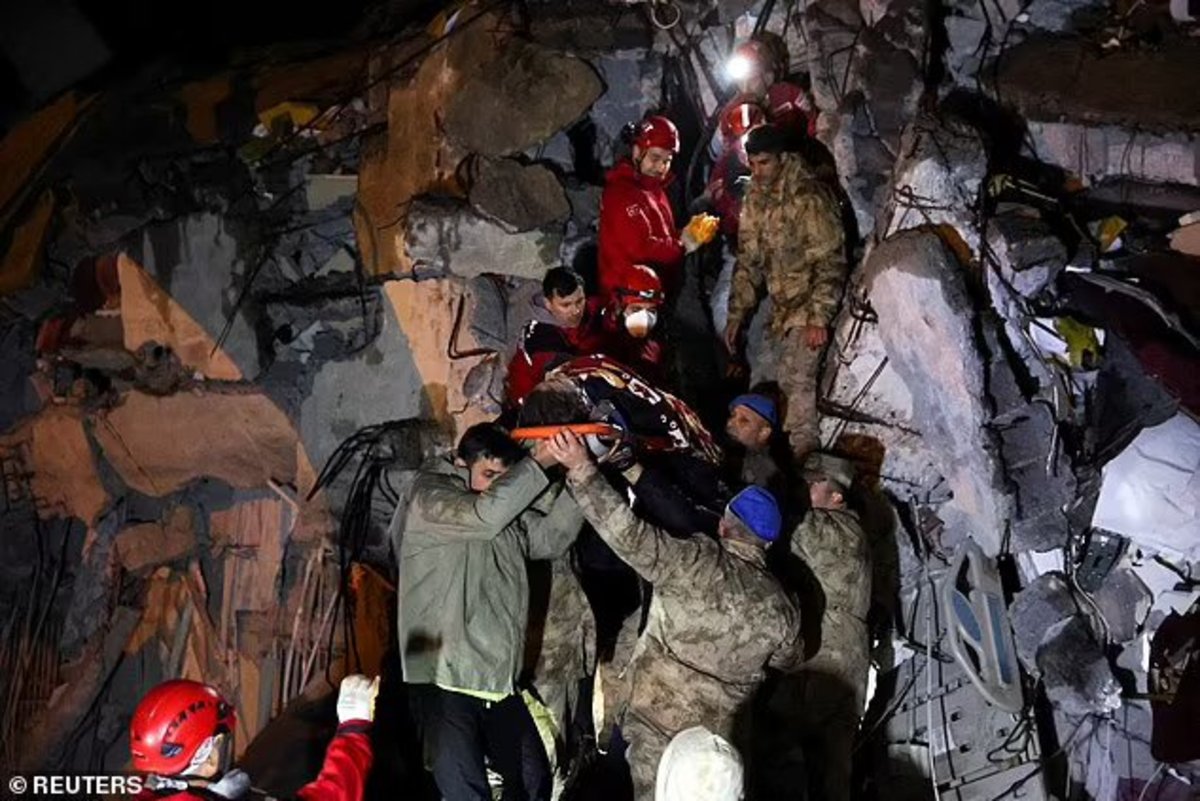 احتمال شیوع بیماری‌های تنفسی درمناطق زلزله‌زده ترکیه و سوریه