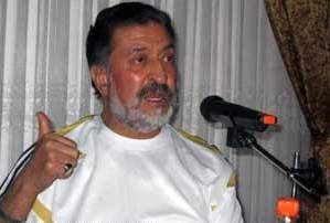 احمد ابریشم چی