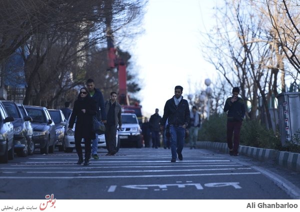 باد شدید در تهران حادثه ساز شد+عکس