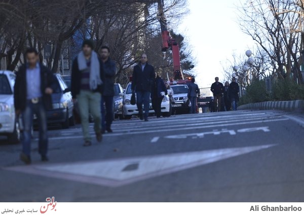 باد شدید در تهران حادثه ساز شد+عکس
