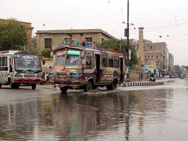شهر «کراچی» پس از بارش باران + تصاویر