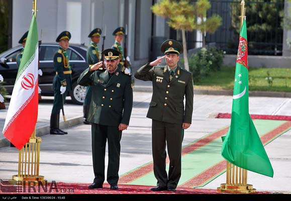 سفر وزیر دفاع به ترکمنستان