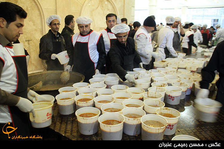 برپایی ۱۱۰دیگ شله در شهر رویایی پدیده