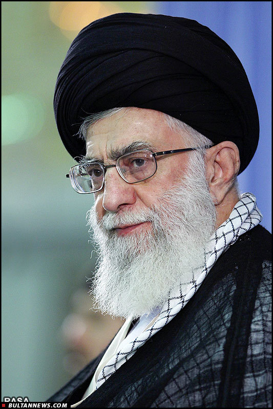 حتی دشمنان جمهوری اسلامی هم بر عزت روزافزون رهبر انقلاب تأکید دارند
