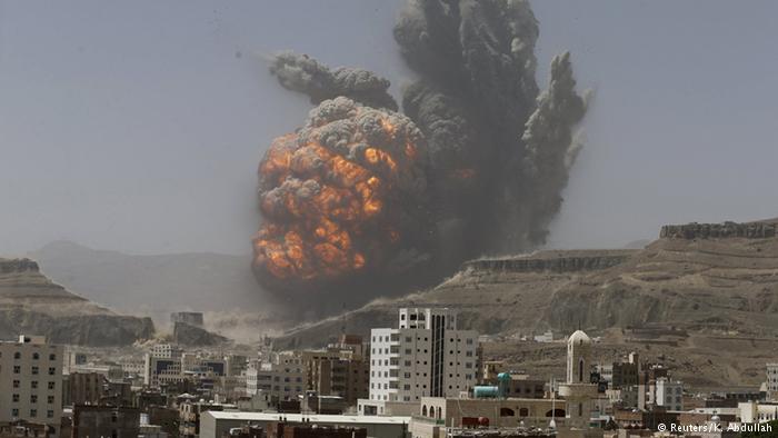 3 انفجار مهیب در صنعاء