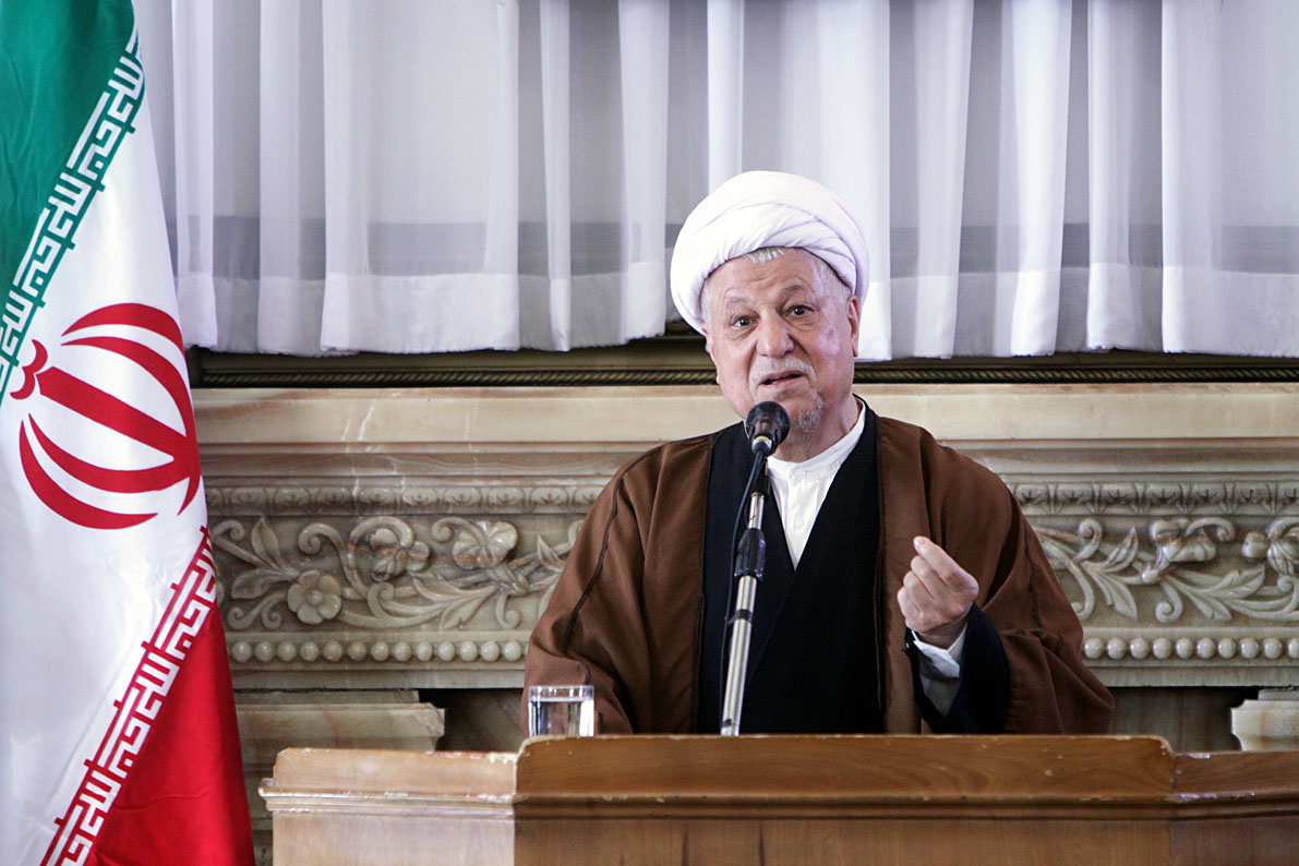 هاشمی رفسنجانی: دنیا علاقه نشان می دهد که با ایران ارتباط داشته باشد