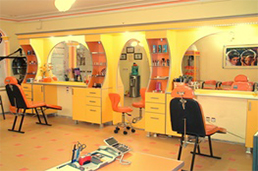 فعالیت 20 هزار آرایشگاه زنانه بی مجوز