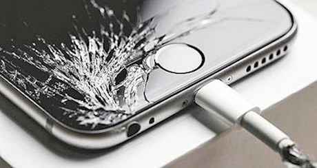 3 توصیه برای مواقع شکستن صفحه گوشی اپل