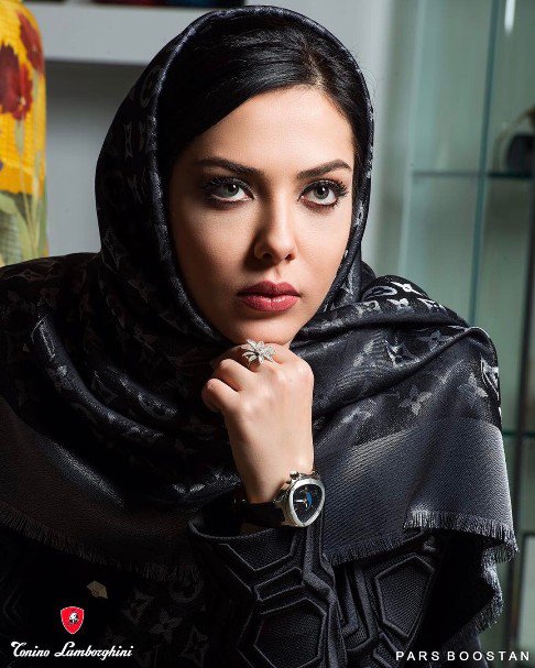 لیلا اوتادی مدل برند لامبورگینی در ایران! عکس