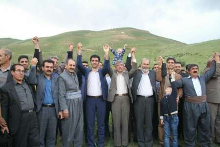 آیین رها سازی کبک ها، با عکس یادگاری منتخیبن مردم درانتخابات کردستان خاتمه یافت