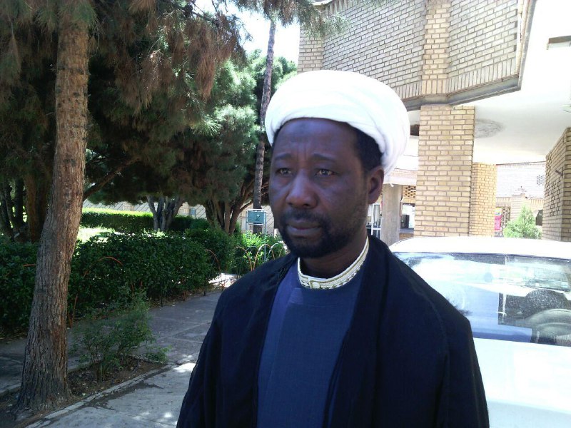 ماجرای عکس امام روی پیراهن یک مسیحی / کربلا را در نیجریه دیدیم!