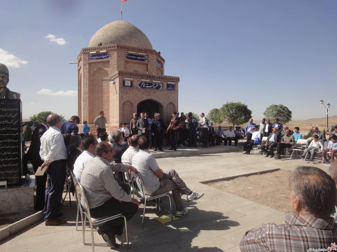 مراسم بزرگداشت شاعر و عارف بزرگ، خسته قاسیم در تیکمه داش برگزار شد