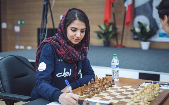 درس سارا به مردان ورزش ایران