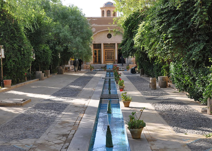 هتل باغ مشیرالممالک یزد را بهتر بشناسید + تصاویر