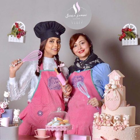 تبلیغ الهام عرب برای دوستش که شیرینی پز است + عکس