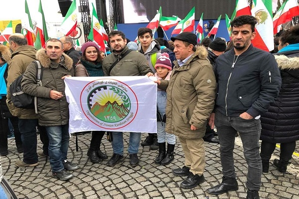 خبات کردستان در گردهمایی منافقین شرکت کرد