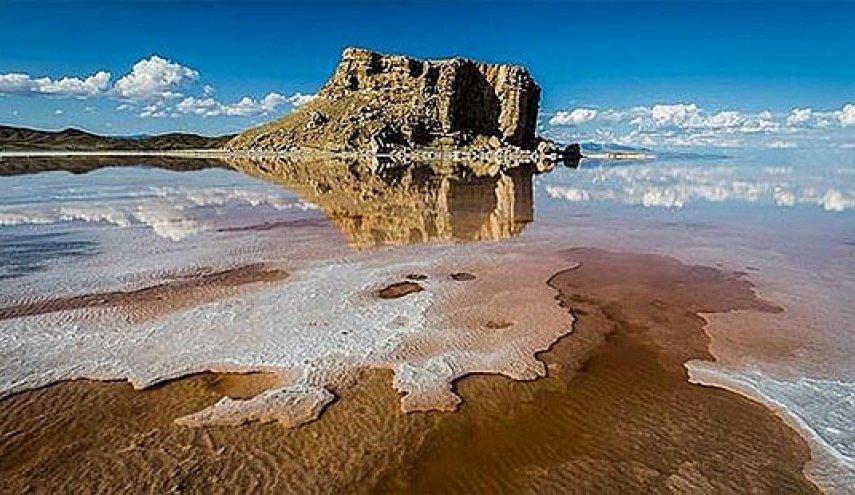 انتقال آب از خارج به دریاچه ارومیه منتفی است