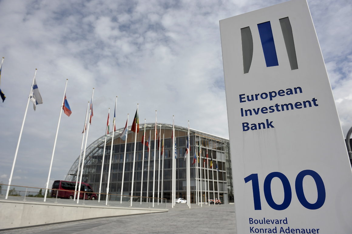 به بانک سرمایه‌گذاری اروپا (EIB) چه طور نگاه کنیم؟