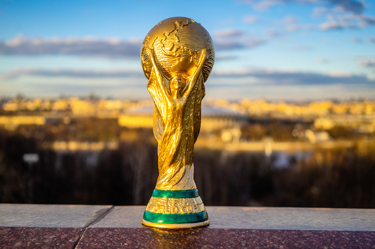 جام جهانی 2022 قطر در پاییز برگزار می‌شود