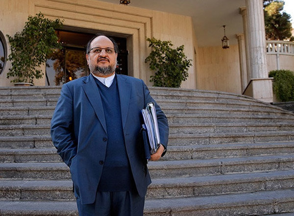 محمد شریعتمداری، وزیر صمت استعفا داد