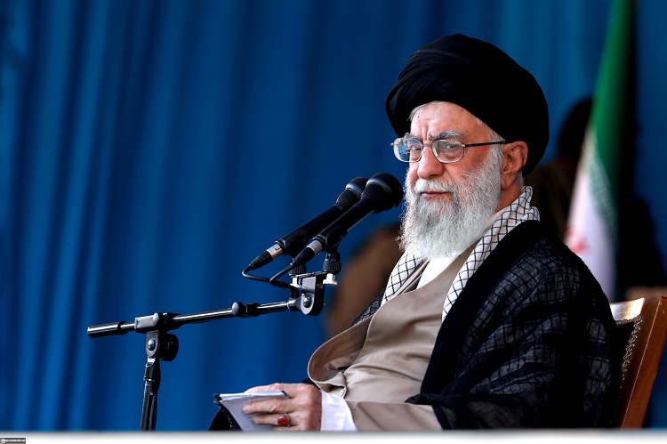 ملت ایران با شکست دادن تحریم سیلی دیگری به آمریکا خواهد زد