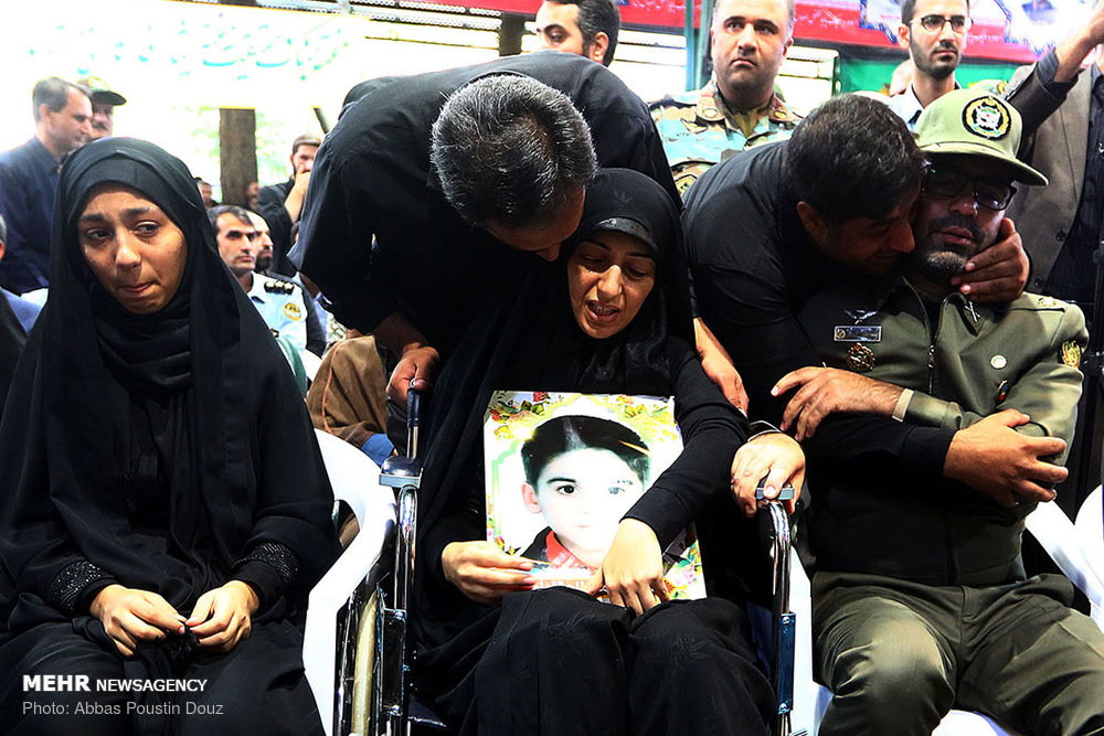 بزرگمرد کوچک ایران تشییع شد