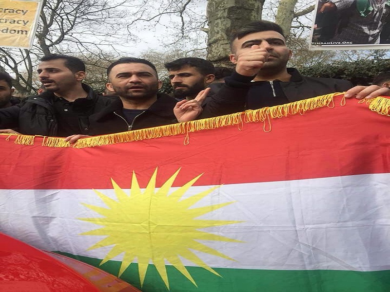 استخدام کردهای عراقی برای تجمع مقابل سفارت ایران در لندن!