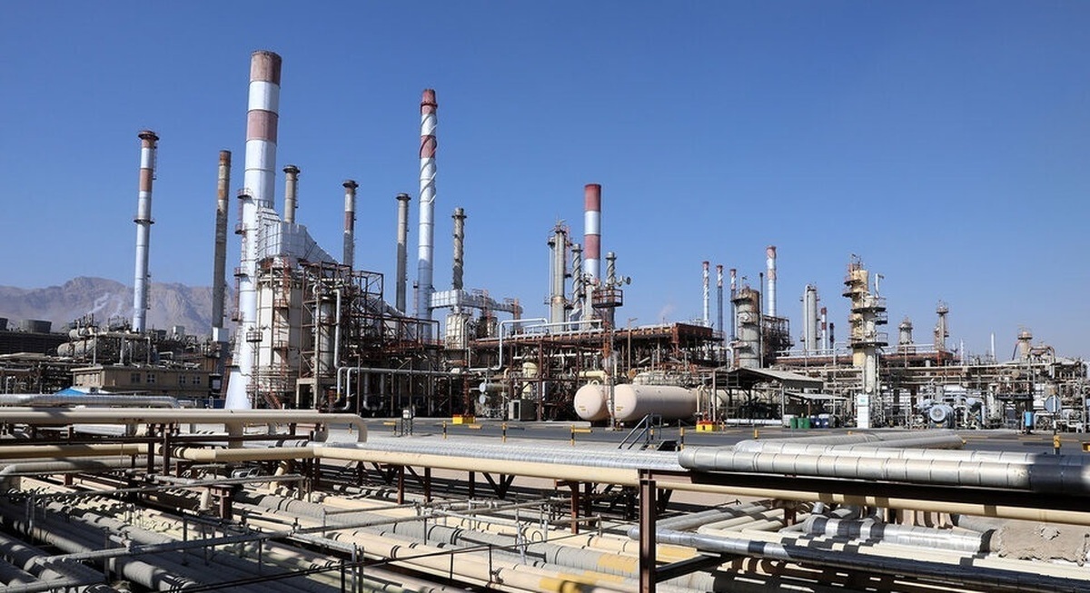 خیز بلند پتروپالایشگاه اصفهان برای تولید ۲۰میلیون لیتر بنزین