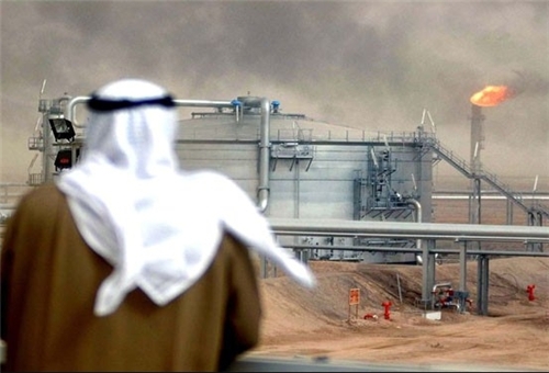 صادرات النفط السعودي تهبط في تشرين الاول