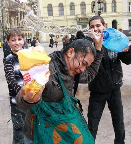 خبرهای غیر قابل انتشار را اینجا بخوانیدwww.bultannews.com