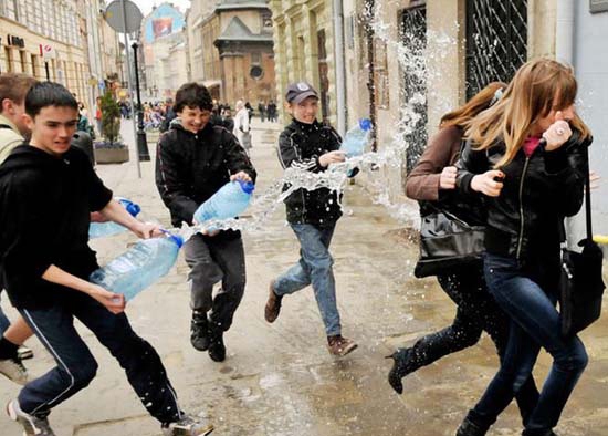 خبرهای غیر قابل انتشار را اینجا بخوانید www.bultannews.com