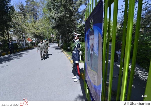خروج ناگهانی فرمانده کل ارتش از خط تشریفات+عکس خروج ناگهانی فرمانده کل ارتش از خط تشریفات+عکس