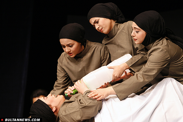 «معتمدآریا» چراغ اجرای «بانو گشسب» را روشن کرد