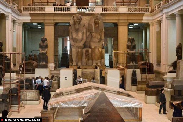 مرمت ریش آخرین فرعون مصر با چسب قطرهای! مرمت ریش آخرین فرعون مصر با چسب قطرهای!