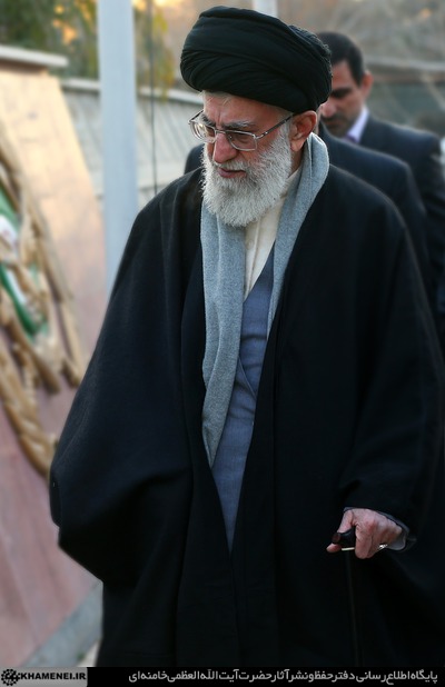 حضور رهبر انقلاب در مرقد مطهر امام راحل و گلزار شهدای بهشت زهرا