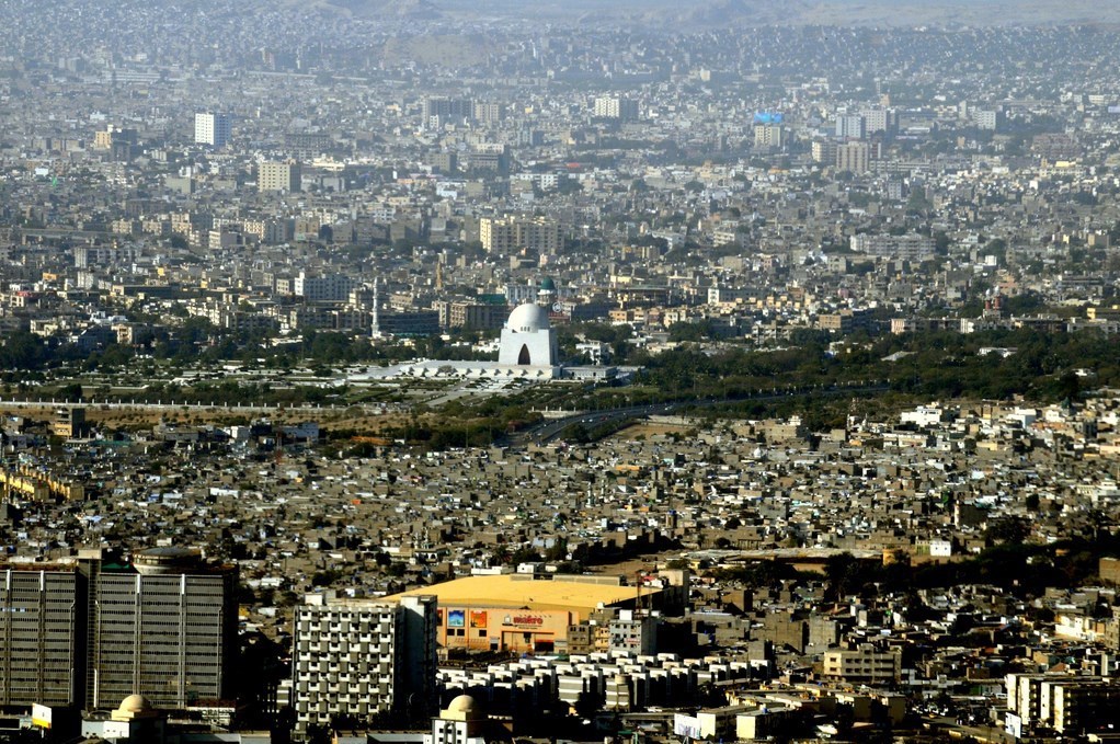 شهر «کراچی» پس از بارش باران + تصاویر