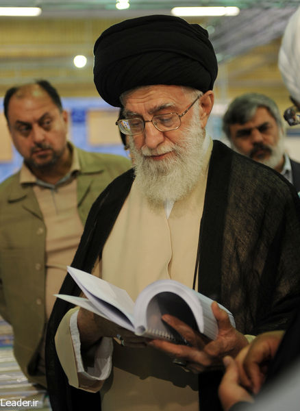 رهبر معظم انقلاب: دانشنامه امام مهدی(عج)، هدیهای ارزشمند به جامعه اسلامی رهبر معظم انقلاب: دانشنامه امام مهدی(عج)، هدیهای ارزشمند به جامعه اسلامی