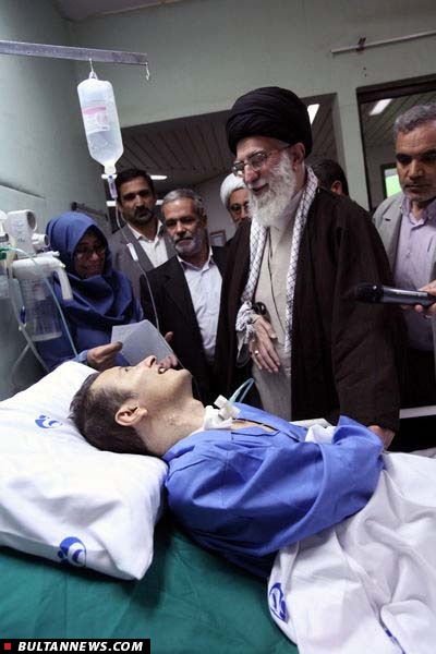 یادی از «احمد عزیزی»؛ شاعری با سرنوشتی شاعرانه! یادی از «احمد عزیزی»؛ شاعری با سرنوشتی شاعرانه!