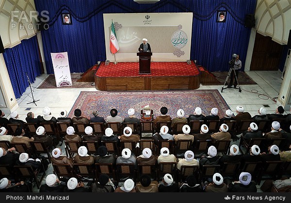 رییس جمهوری: دست به دست هم دهیم تا بر معضلات فائق شویم