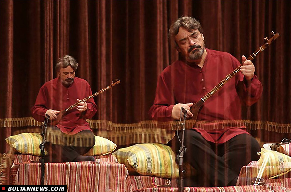 می‌توان در بیابان‌های ایران هم کنسرت برپا کرد/ اماکن تاریخی را با موسیقی زنده کنیم