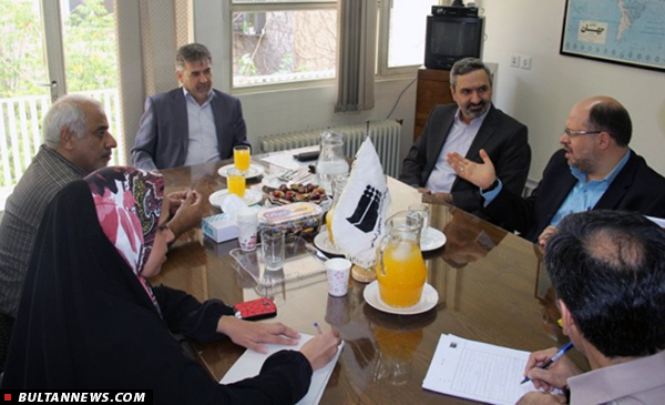 کمک های ایران تنها 3 روز پیش غزّه شد / شمشیر اندیشه برنده تر از شمشیر فولادی است! کمک های ایران تنها 3 روز پیش غزّه شد / شمشیر اندیشه برنده تر از شمشیر فولادی است!