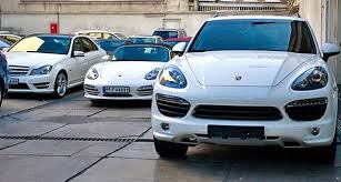 بررسی قیمت خودروهای وارداتی در کمیسیون اصل 90 بررسی قیمت خودروهای وارداتی در کمیسیون اصل 90