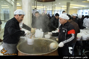 برپایی ۱۱۰دیگ شله در شهر رویایی پدیده
