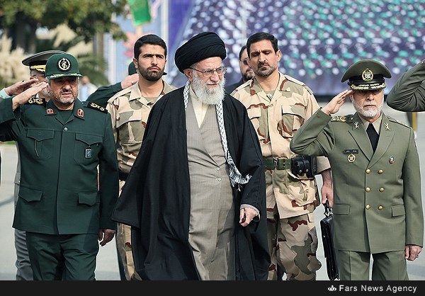 رهبر معظم انقلاب در دانشگاه افسری امام علی(ع)