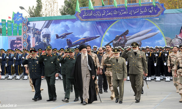 رهبر معظم انقلاب در دانشگاه افسری امام علی(ع)