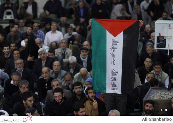 نماز جمعه تهران و رونمایی از پرچم فلسطین+عکس