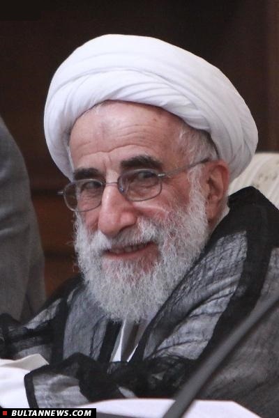 پیام تسلیت ظریف با آیت الله جنتی و وزیر ارشاد پیام تسلیت ظریف با آیت الله جنتی و وزیر ارشاد
