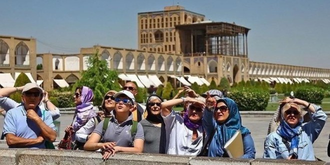 گردشگران روس در نوبت انتظار برای سفر به ایران