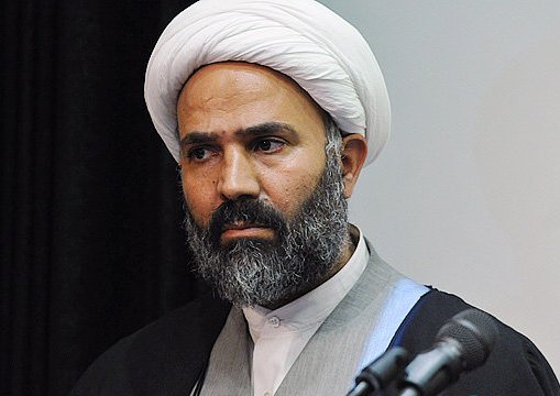 نمایندگان از توضیحات واعظی قانع نشدند/ پاسخگویی وزیر در صحن مجلس برای پیامک های غیراخلاقی